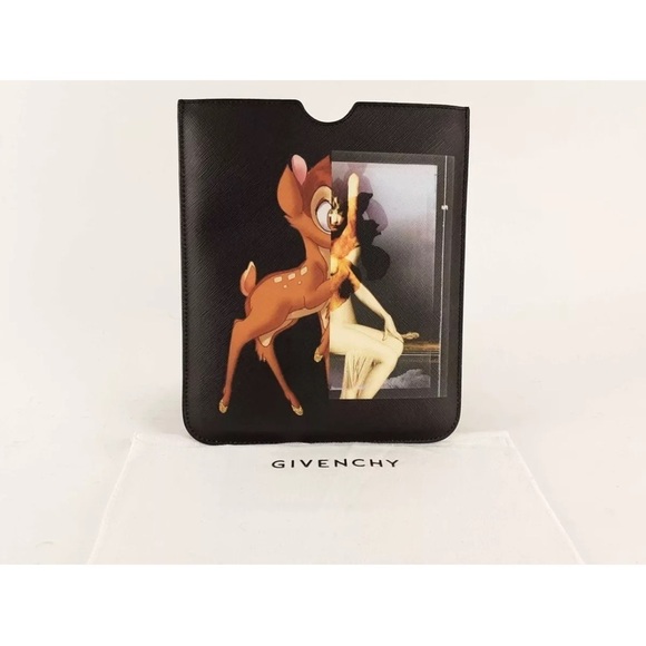 Givenchy Black Leather Rave Bambi Print Tablet Case Msersa
144010000552 - Picture 8 of 8